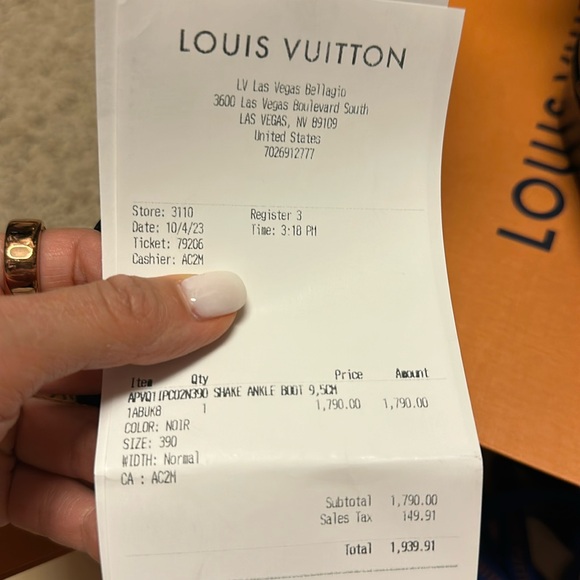 Louis Vuitton Shake Ankle Boot - Picture 13 of 15